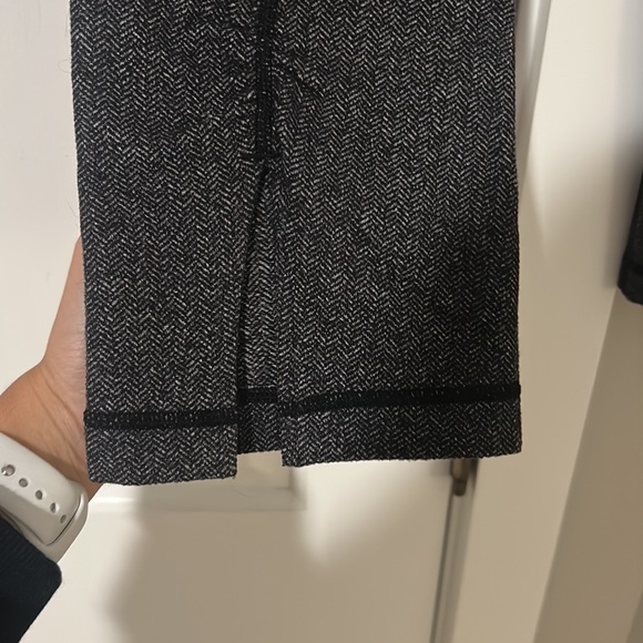 Lulu capris - Picture 3 of 3